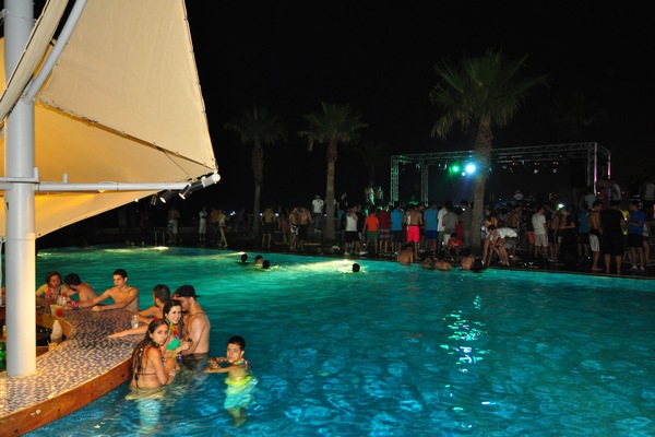 Promo Antoura at Cyan
